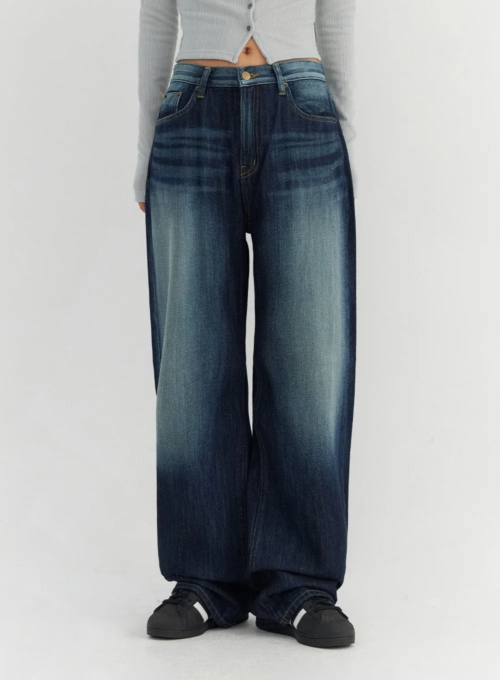 Fade Wash Wide Leg Jeans CO306